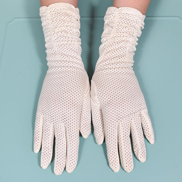 Cream Ruched Mesh Gloves