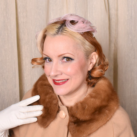 1960s Pastel Pink Feather & Bead Fascinator