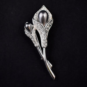 NIB Rhinestone & Pearl Calla Lily Brooch