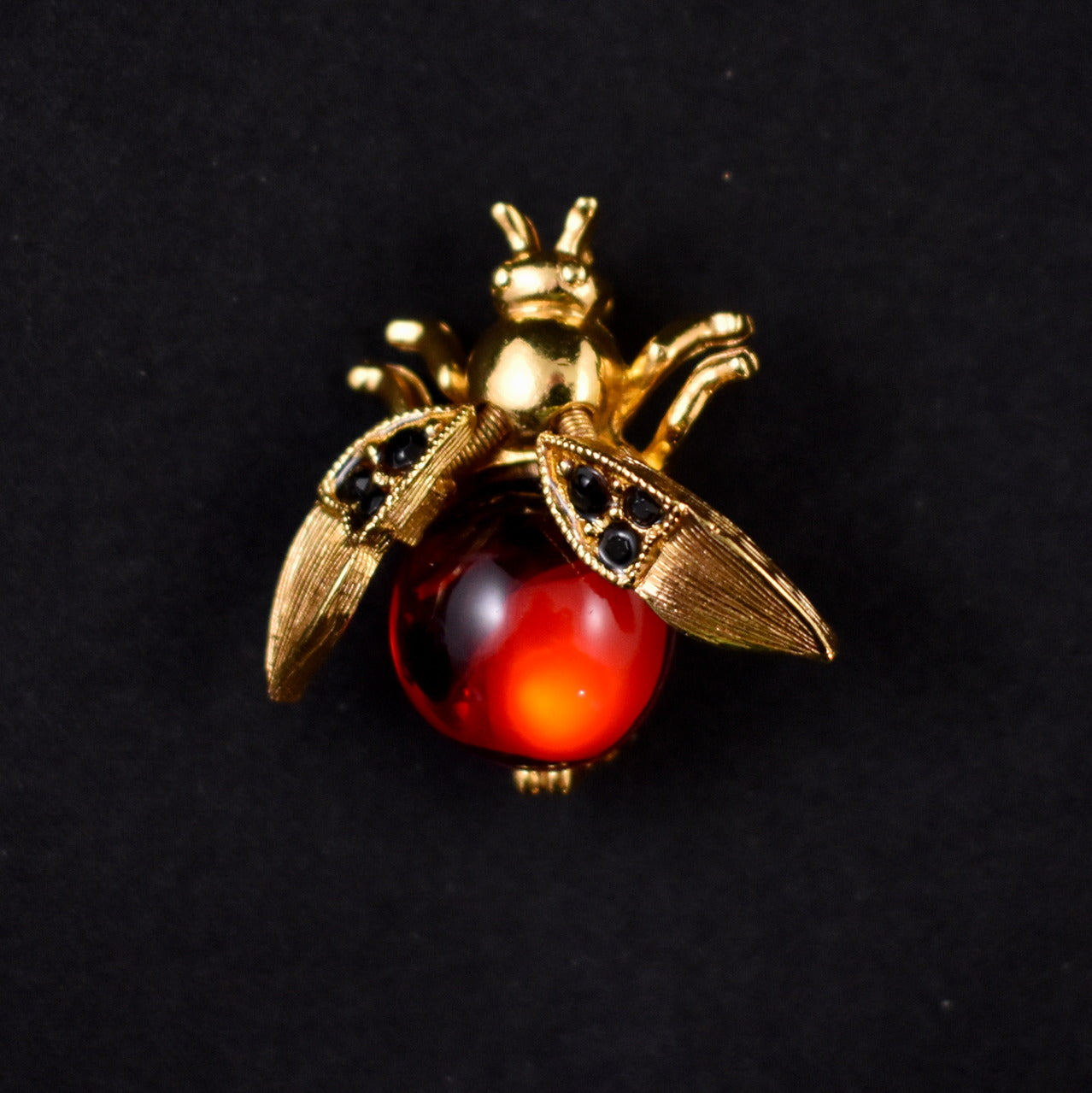 Trifari Jelly Belly Trembler Bee Brooch Pin