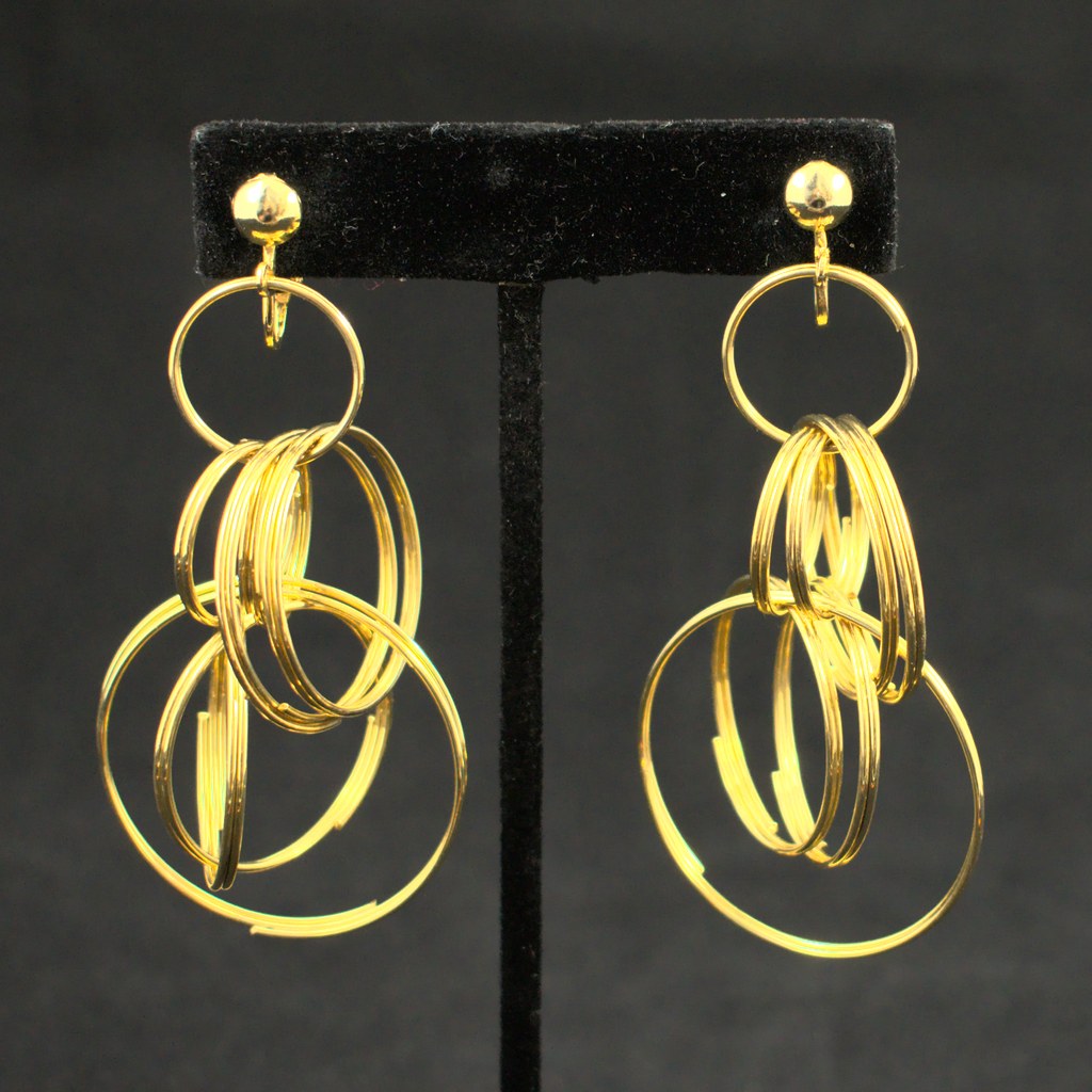 Dangling Gold Rings Earrings Cats Like Us