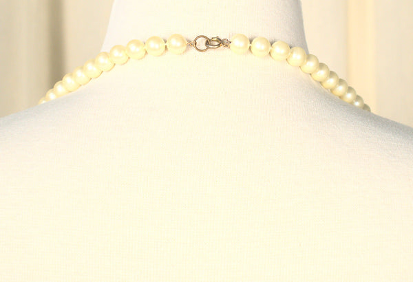Extra Long Vintage Pearl Bead Necklace Cats Like Us