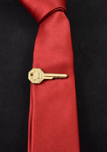 GM Greater Value Key Tie Clip Cats Like Us