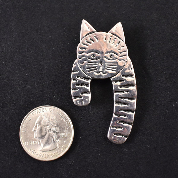Hanging Out Tabby Cat Brooch Cats Like Us