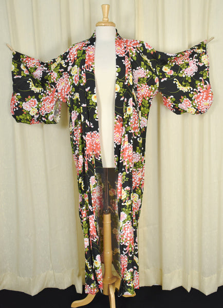 Ichi Ban 70s does 1940s Vintage Kimono Robe Cats Like Us