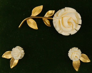 Ivory & Gold Rose Set Cats Like Us