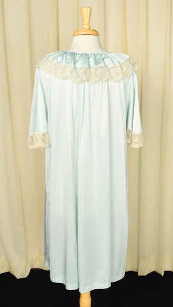 Lorraine Vintage 1960s Mint & Lace Dressing Gown Cats Like Us