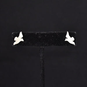 NOS Seagull Shell Stud Earrings Cats Like Us