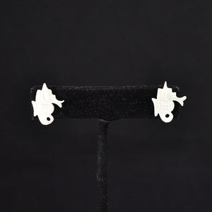 NOS Seahorse Shell Earrings Cats Like Us