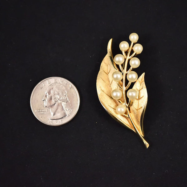 Pearl & Leaf Gold Brooch Cats Like Us