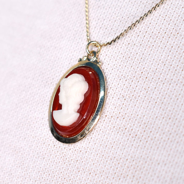 Red Cameo Pendant Vintage Necklace Cats Like Us