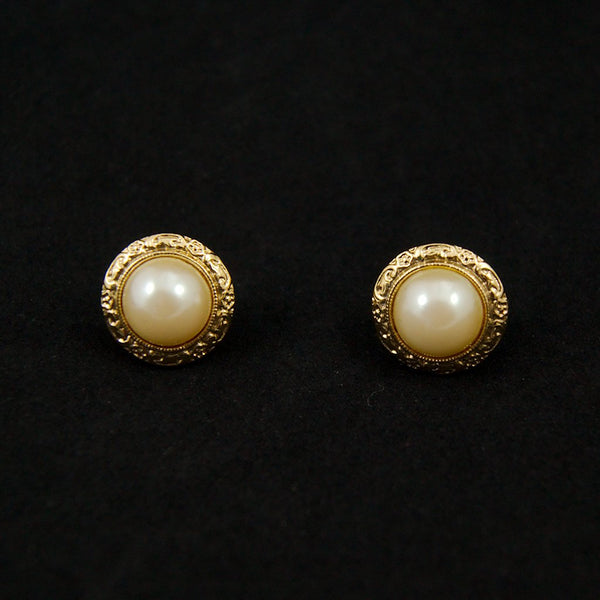 Round Gilded Pearl Earrings Cats Like Us