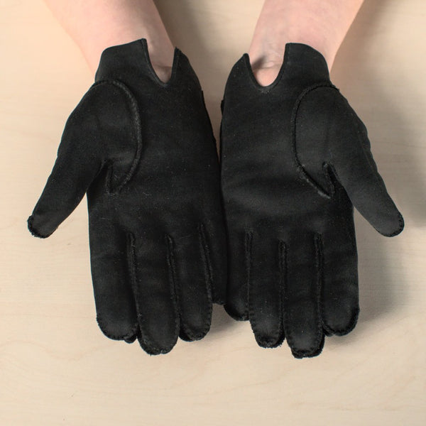 Short Black Eyelet Gloves Cats Like Us