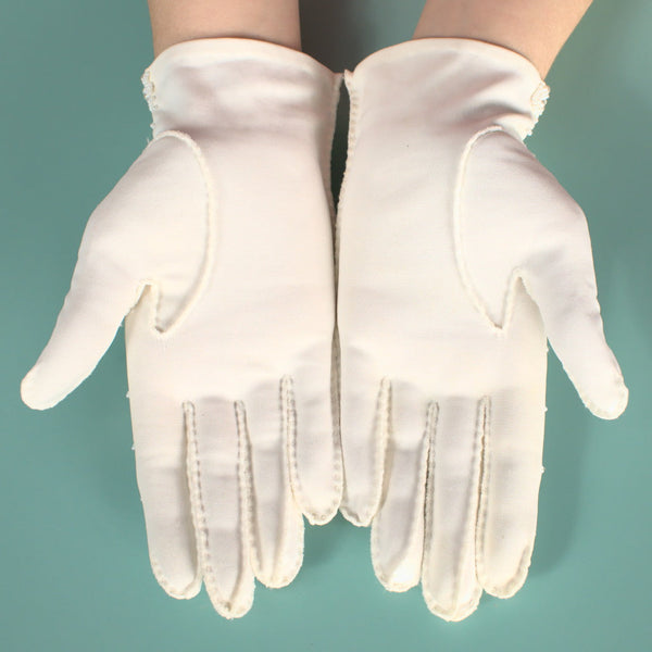 Short Pearl & Bead White Gloves Cats Like Us