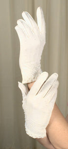 Short Pearl & Bead White Gloves Cats Like Us