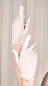 Short Tan Lace & Emb Bow Vintage Gloves Cats Like Us