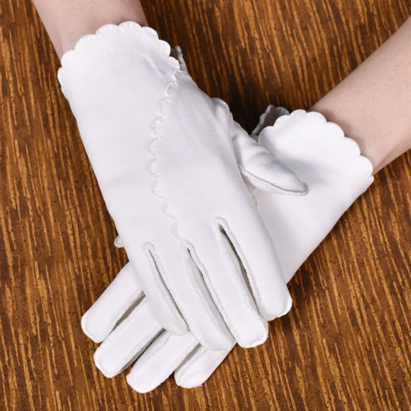 Short White Scallop Trim Gloves Cats Like Us