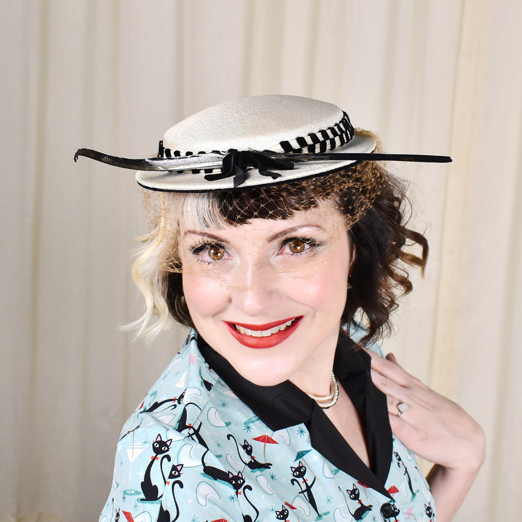 Vintage 1950s Black Feather Hat – Cats Like Us display picture 1