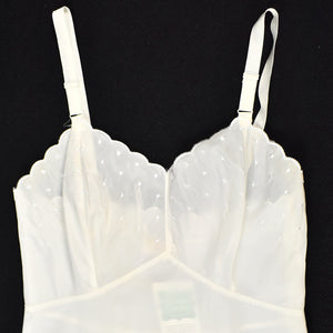 Vintage Off White Emb Zipper Full Slip Cats Like Us