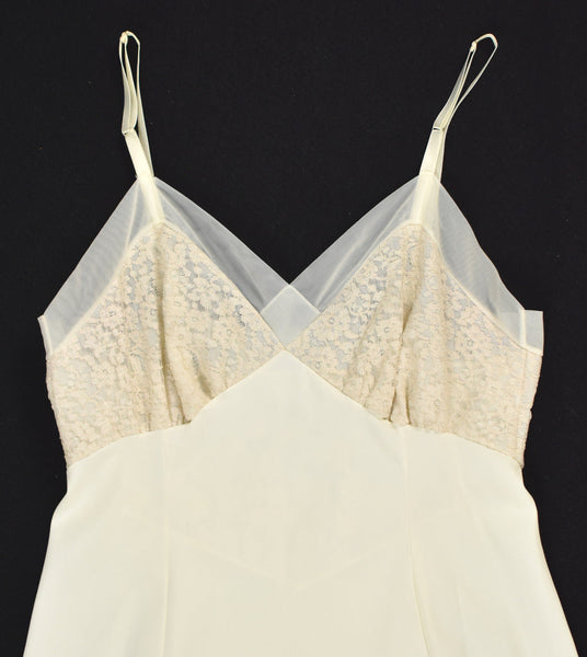 Vintage Off White Lace Cup Full Slip Cats Like Us