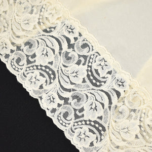 Vintage Off White Lacy Bust Full Slip Cats Like Us