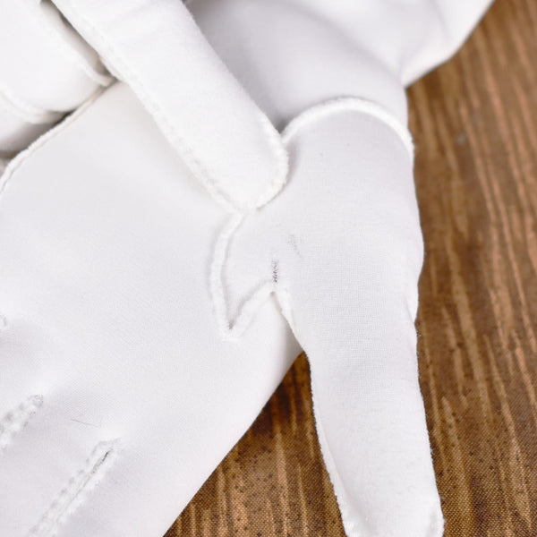 White Embroidered Daisy Vintage Gloves Cats Like Us