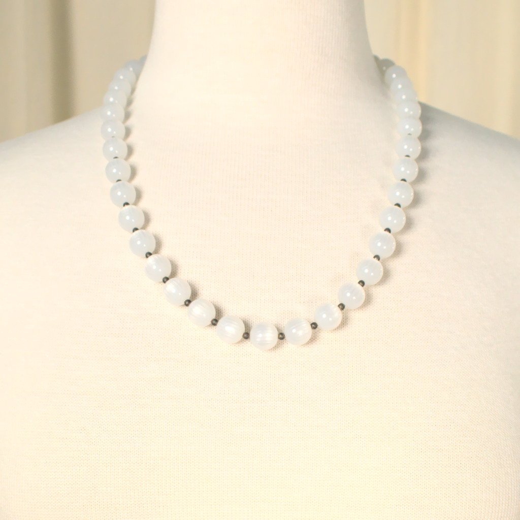 White Pearlized & Gray Necklace Cats Like Us